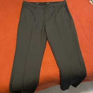 Mens Greg Norman dress pants. NEW